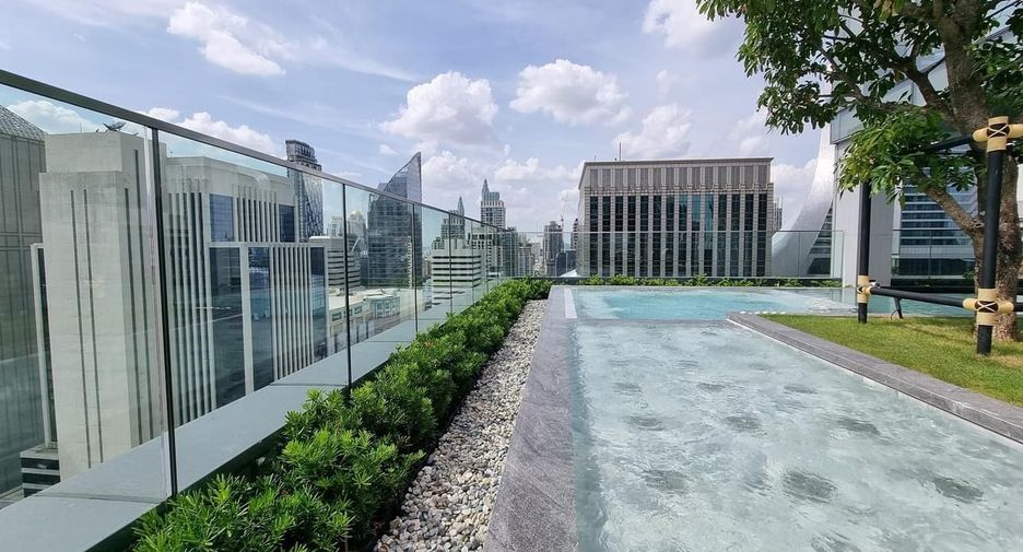 For sale 1 bed condo in Pathum Wan, Bangkok