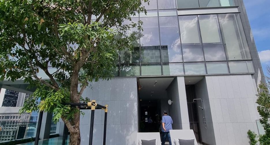 For sale 1 bed condo in Pathum Wan, Bangkok