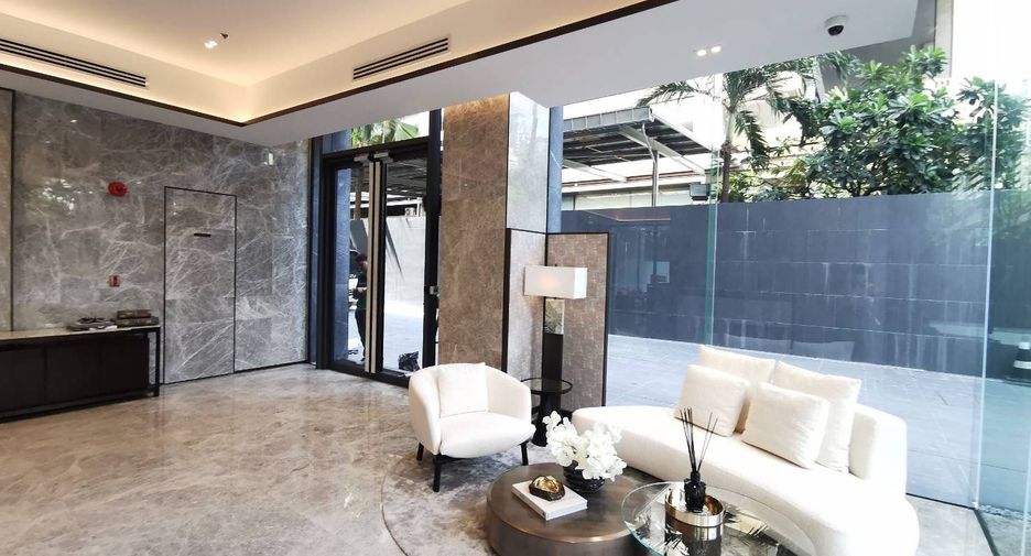 For sale 1 bed condo in Pathum Wan, Bangkok