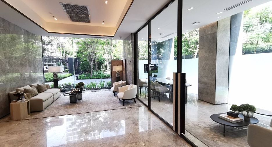For sale 1 bed condo in Pathum Wan, Bangkok