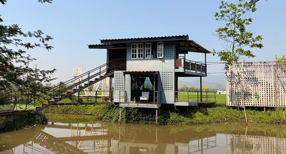 Local comercial en venta de 13 habitaciones en Mae Taeng, Chiang Mai