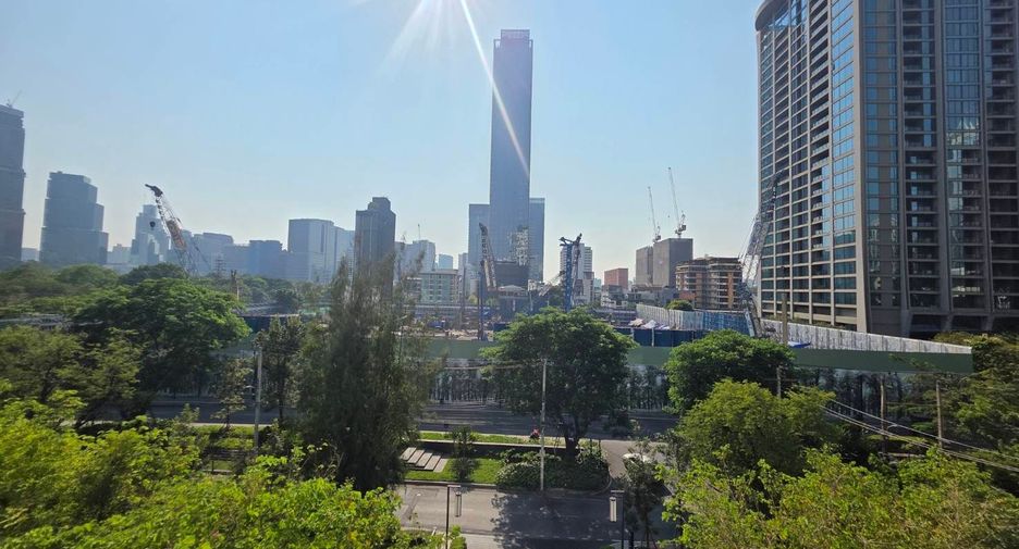 For sale 1 bed condo in Pathum Wan, Bangkok