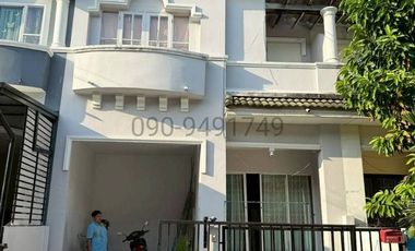For sale 3 bedrooms townhouse in Mueang Samut Prakan, Samut Prakan