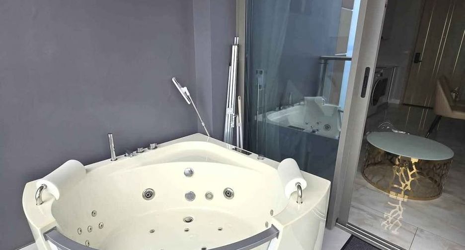 For rent 1 bed condo in Bang Lamung, Chonburi