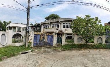 Haus zum Kauf mit Studio in Suan Luang, Bangkok