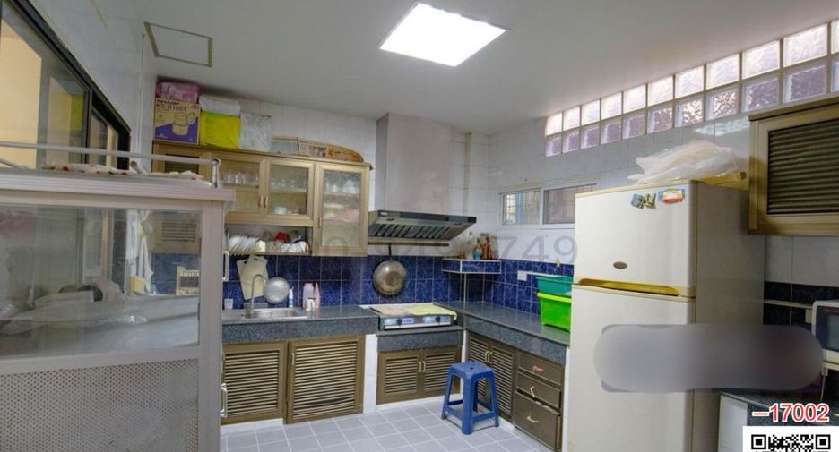 For rent 5 ベッドルーム townhouse in Suan Luang, Bangkok