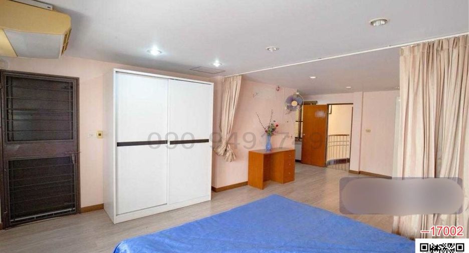 For rent 5 ベッドルーム townhouse in Suan Luang, Bangkok