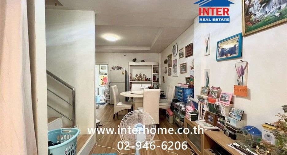 For sale 3 bedrooms townhouse in Min Buri, Bangkok