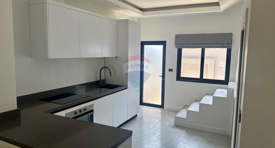 For sale 2 bedrooms townhouse in Ko Samui, Surat Thani