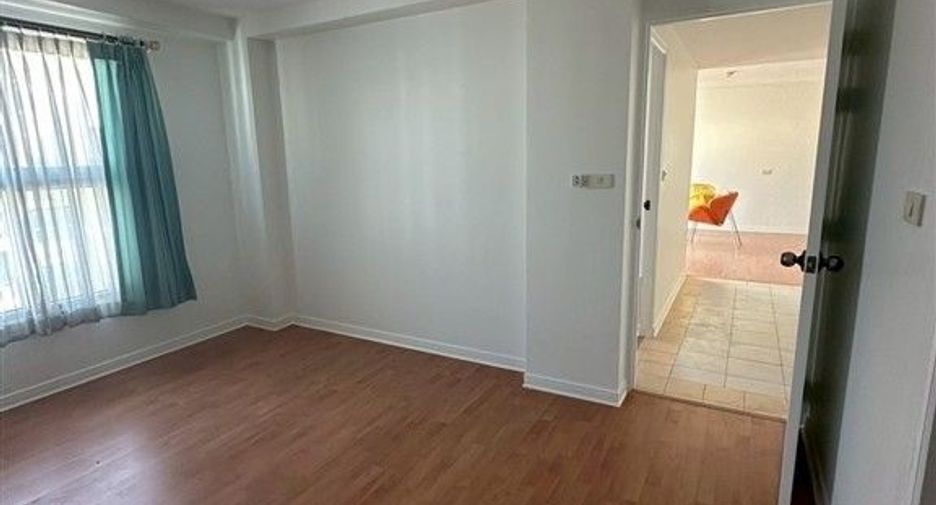 For sale 2 bedrooms condo in Don Mueang, Bangkok