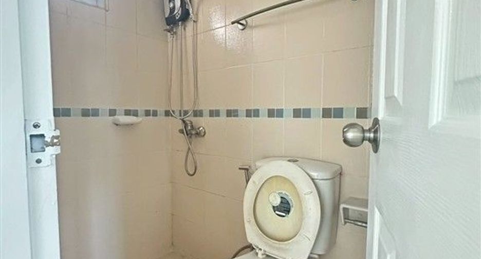For sale 2 bedrooms condo in Don Mueang, Bangkok
