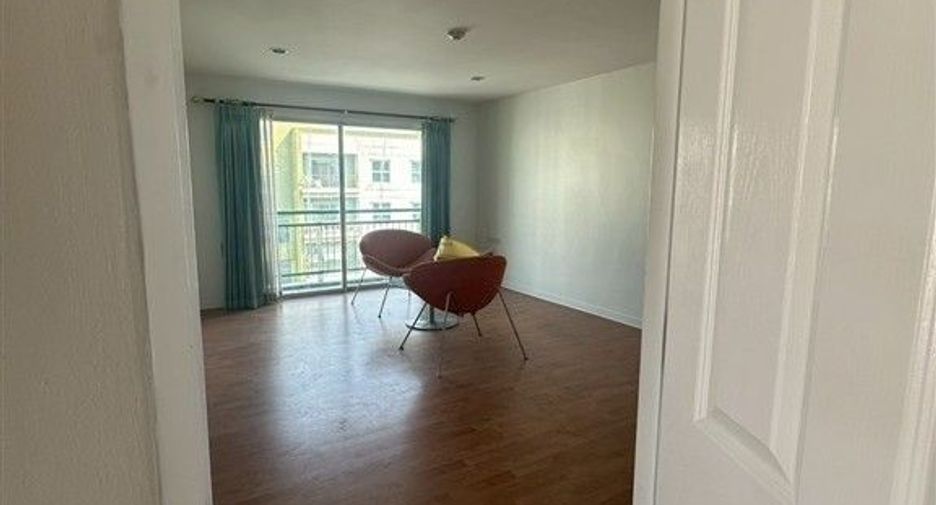 For sale 2 bedrooms condo in Don Mueang, Bangkok