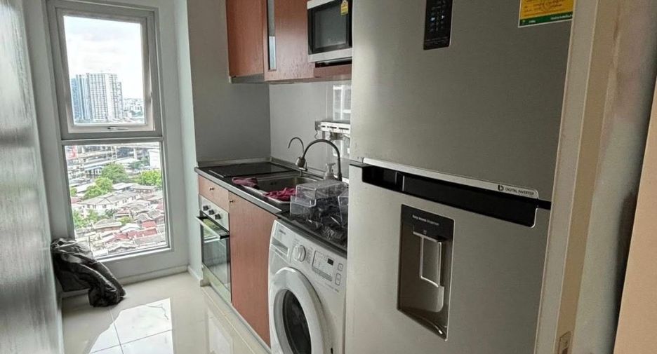 For rent 2 bedrooms condo in Khlong Toei, Bangkok