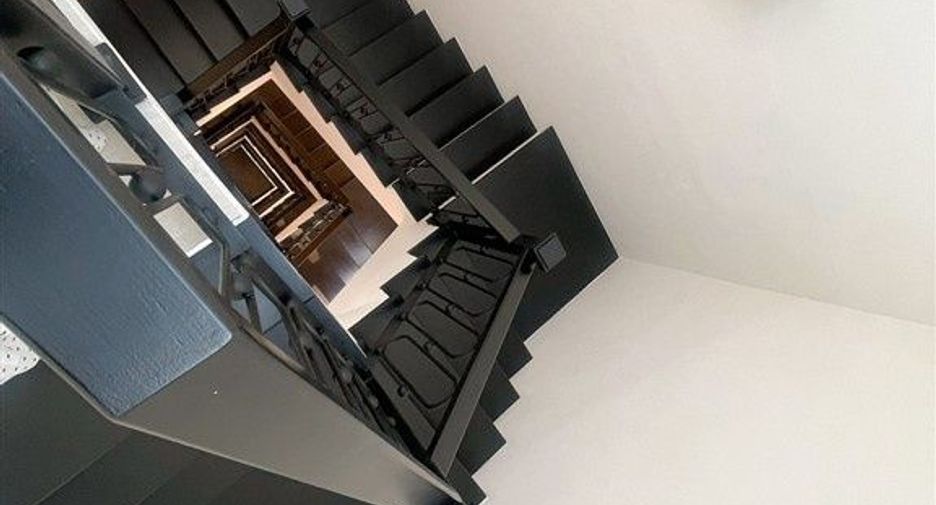 For sale 3 bedrooms townhouse in Yan Nawa, Bangkok