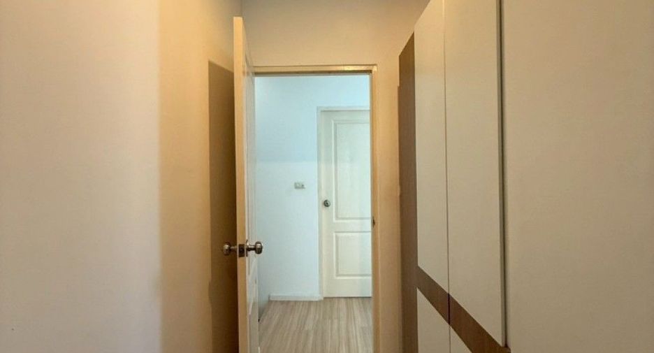 For sale 3 bedrooms townhouse in Prawet, Bangkok