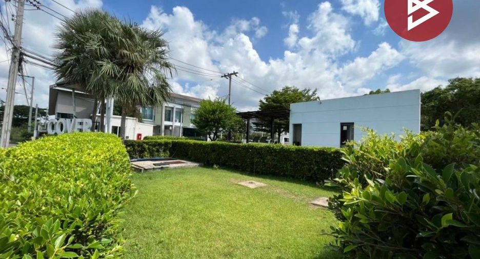 For sale 3 bedrooms townhouse in Prawet, Bangkok