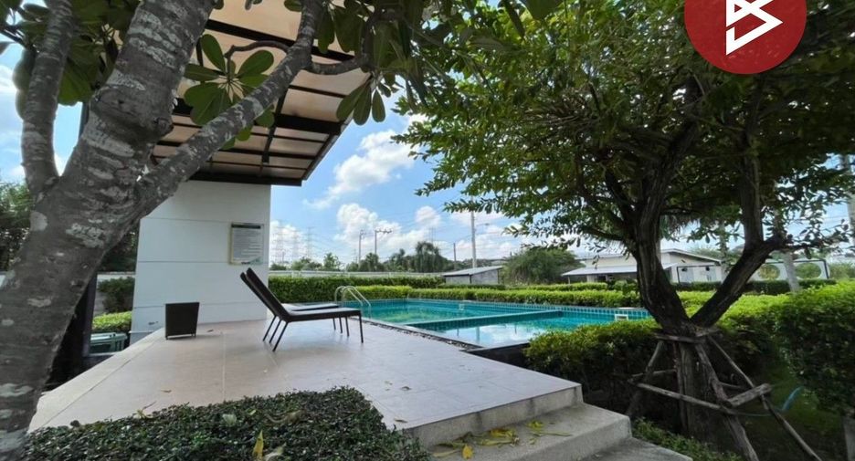For sale 3 bedrooms townhouse in Prawet, Bangkok