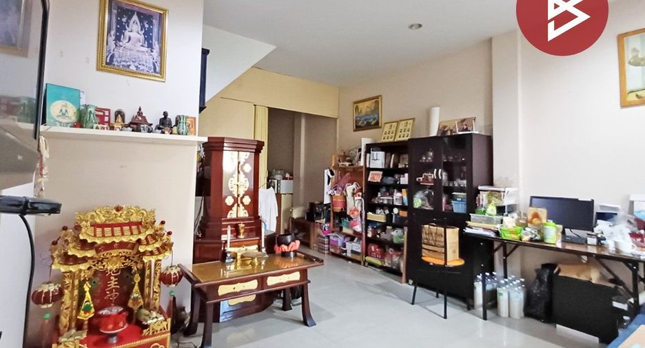 For sale 2 bedrooms townhouse in Bang Khae, Bangkok