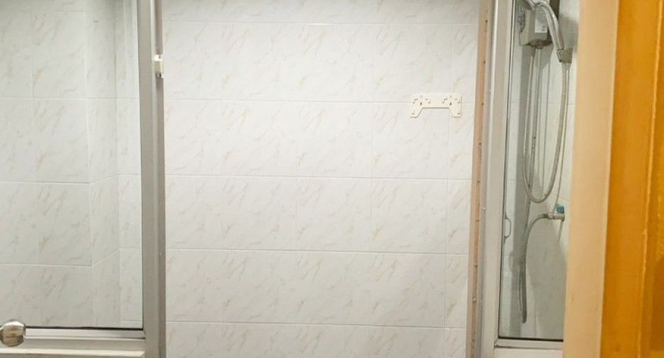 For sale 4 bedrooms retail Space in Bang Phli, Samut Prakan