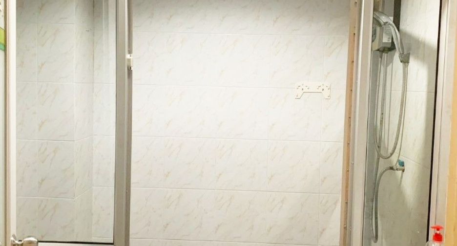 For sale 4 bedrooms retail Space in Bang Phli, Samut Prakan