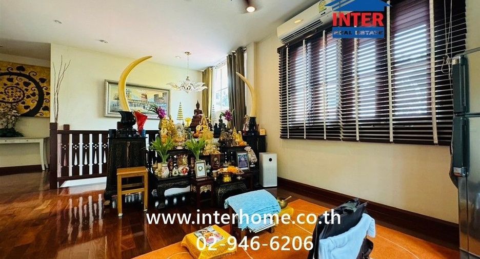 Haus zum Kauf mit 4 Zimmer in Nong Khaem, Bangkok