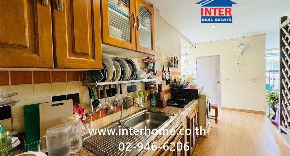 Haus zum Kauf mit 4 Zimmer in Nong Khaem, Bangkok