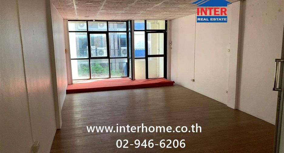 For rent and for sale 6 bedrooms retail Space in Bang Khen, Bangkok