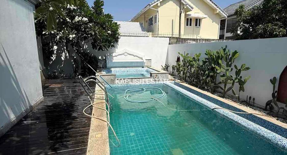 For rent 4 ベッドルーム villa in Bang Lamung, Chonburi