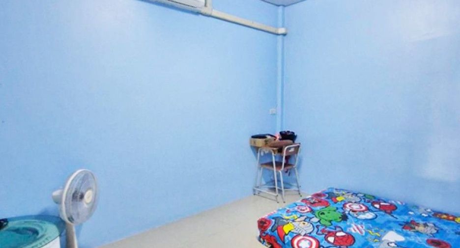 For sale 2 bedrooms townhouse in Mueang Nakhon Pathom, Nakhon Pathom