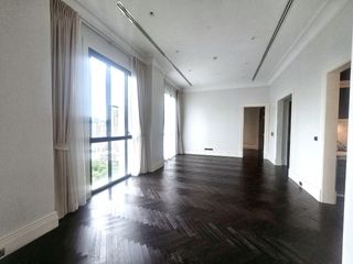 Condo en alquiler de 2 habitaciones en Pathum Wan, Bangkok