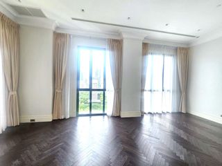 Condo en alquiler de 2 habitaciones en Pathum Wan, Bangkok