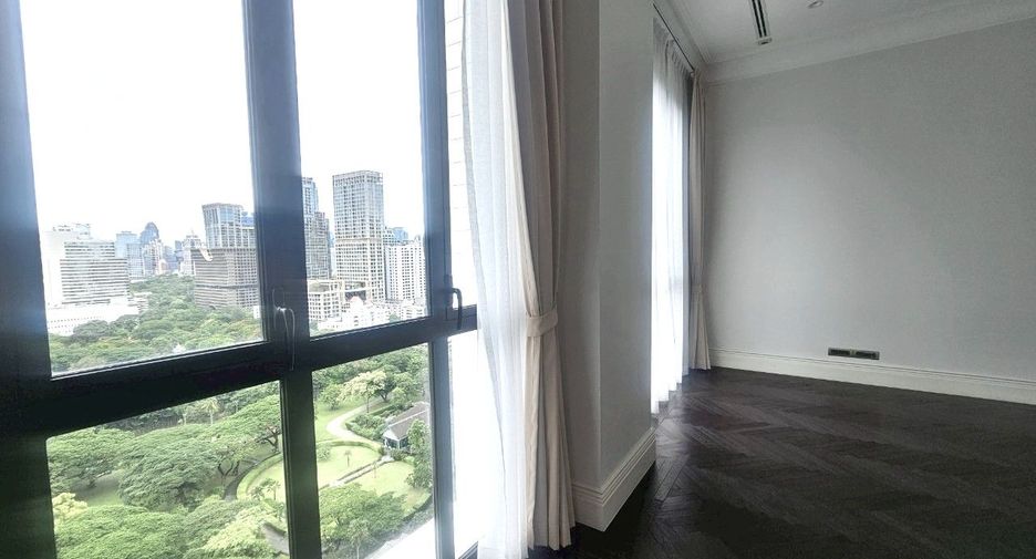 For rent 2 ベッドルーム condo in Pathum Wan, Bangkok