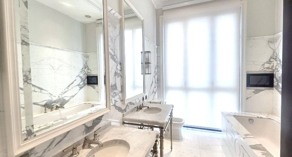 For rent 2 ベッドルーム condo in Pathum Wan, Bangkok