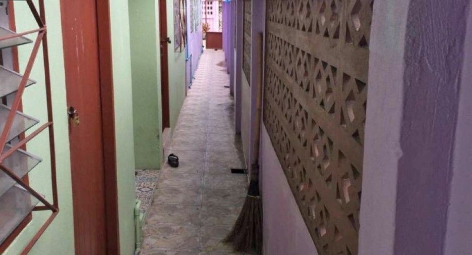 For sale 6 ベッドルーム house in Phasi Charoen, Bangkok