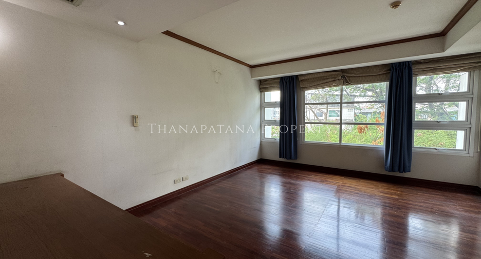 ขาย 2 ห้องนอน คอนโด ใน ยานนาวา, กรุงเทพฯ