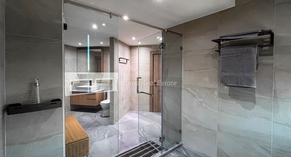 For sale 2 bedrooms condo in Bang Lamung, Chonburi