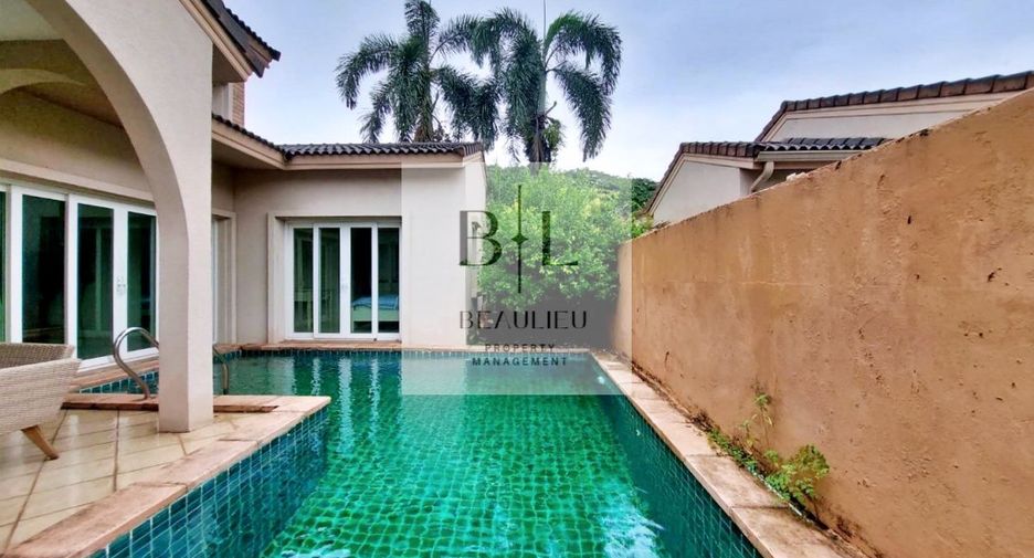 Casa en alquiler de 3 habitaciones en Bang Lamung, Chonburi