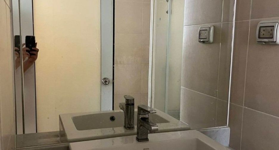 Wohnung zum Kauf mit 2 Zimmer in Wang Thonglang, Bangkok