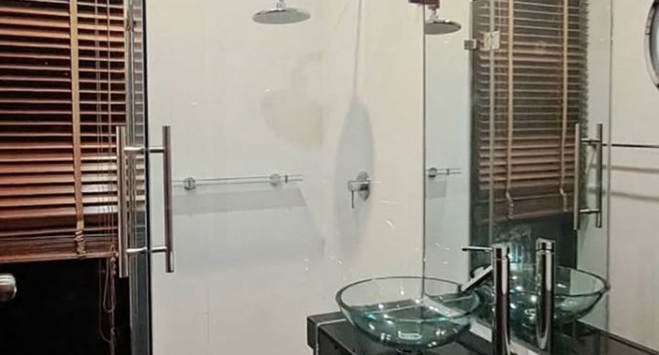Reihenhaus zur Miete mit 4 Zimmer in Watthana, Bangkok