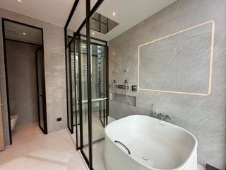 For sale 4 bedrooms condo in Khlong Toei, Bangkok