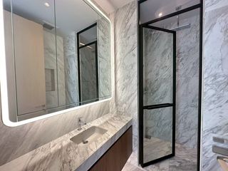 For sale 4 bedrooms condo in Khlong Toei, Bangkok