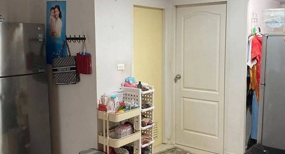 For sale 4 bedrooms house in Thanyaburi, Pathum Thani