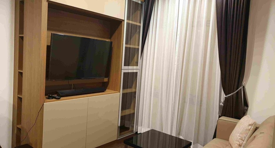 For sale 1 bed condo in Pathum Wan, Bangkok