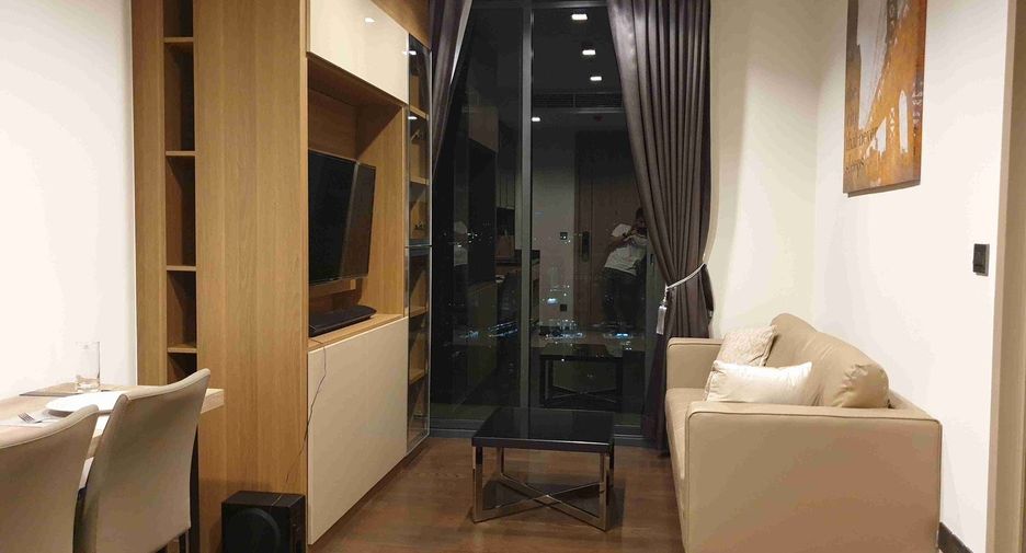 For sale 1 bed condo in Pathum Wan, Bangkok