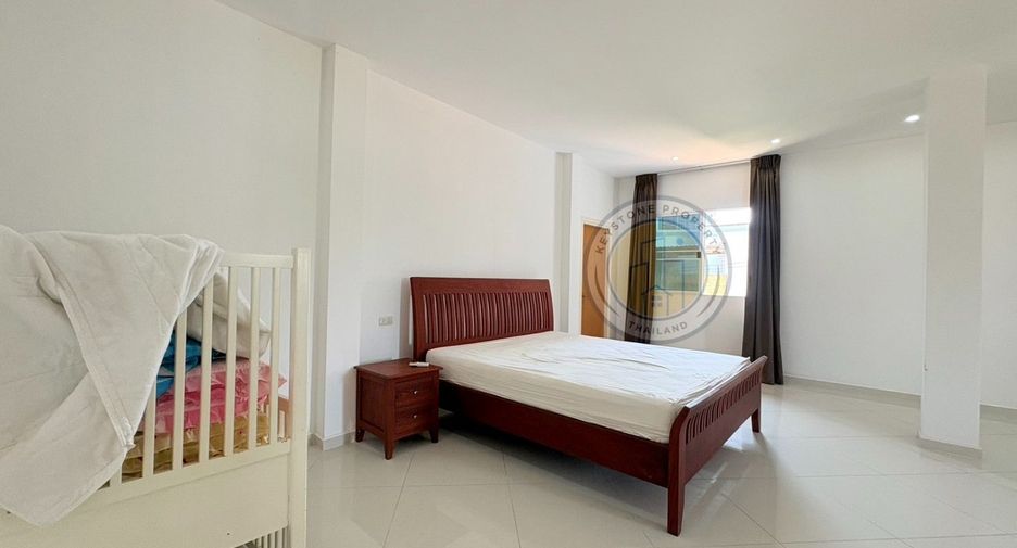 For sale 7 ベッドルーム house in Bang Lamung, Chonburi