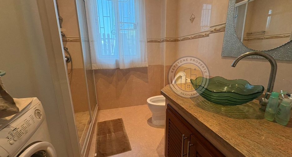 For sale 7 ベッドルーム house in Bang Lamung, Chonburi