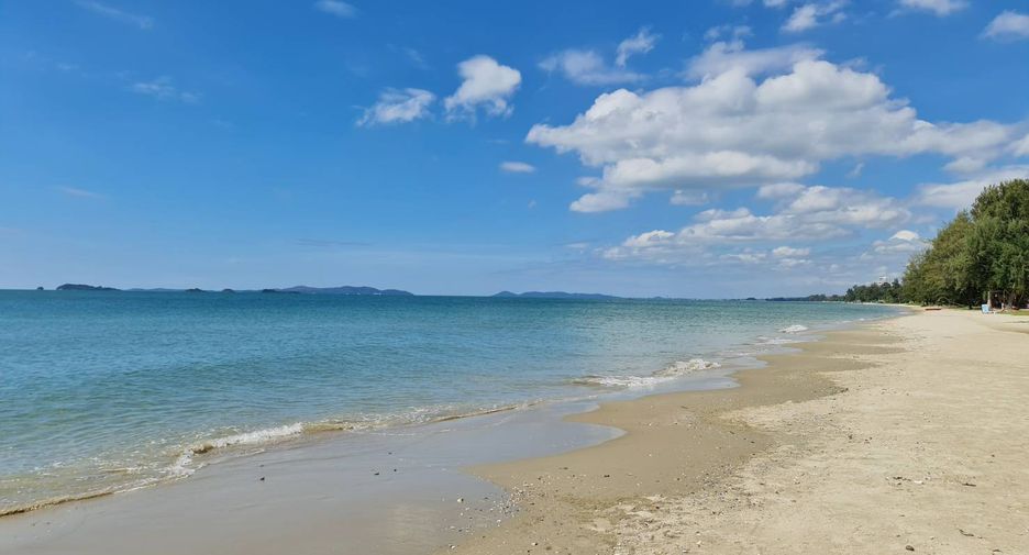 À vendre 2 chambres condo à Klaeng, Rayong