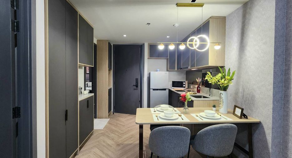 Condo en alquiler de 2 habitaciones en Bang Rak, Bangkok