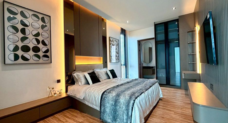 For sale 5 ベッドルーム villa in Bang Lamung, Chonburi