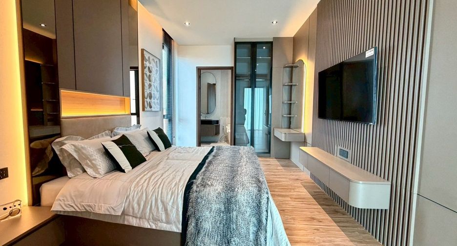 For sale 5 ベッドルーム villa in Bang Lamung, Chonburi